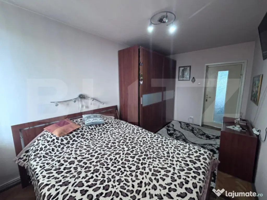 Apartament 3 camere, semidecomandat, Aleea Garofiței 