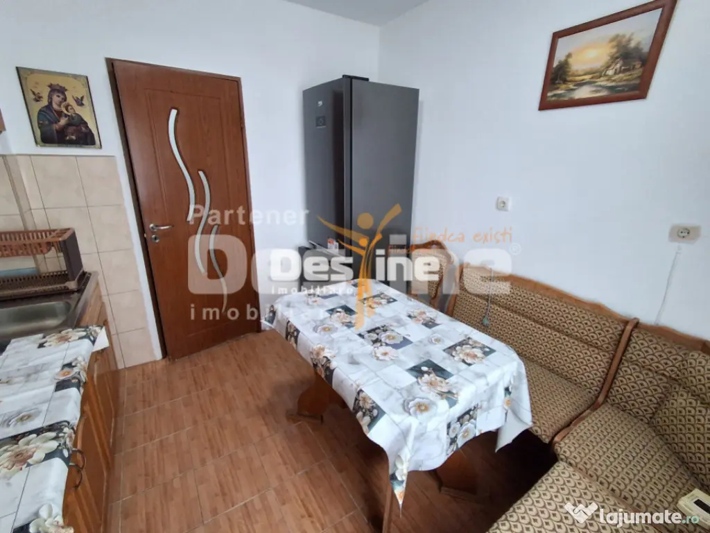 Apartament 3 Camere Decomandat - Mircea cel Batran 