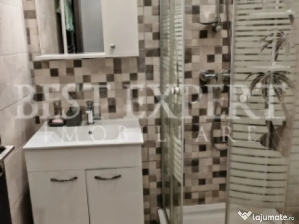 3 Camere de inchiriat complet mobilat si utilat cu Parcare d 