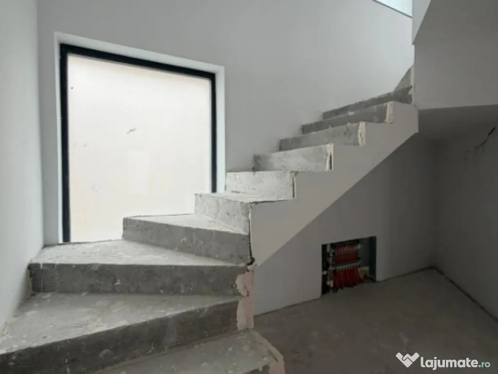 Vila noua | vedere la lac | Constanța, Palazu Mare 