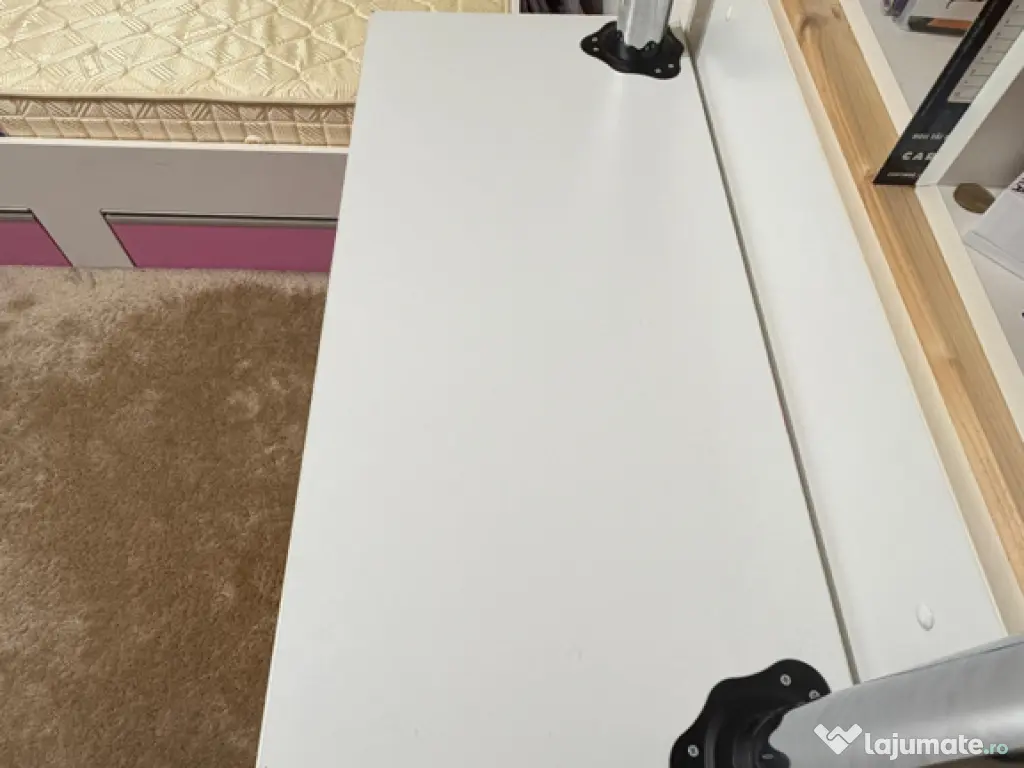 Patut copil + dulapior + birou 