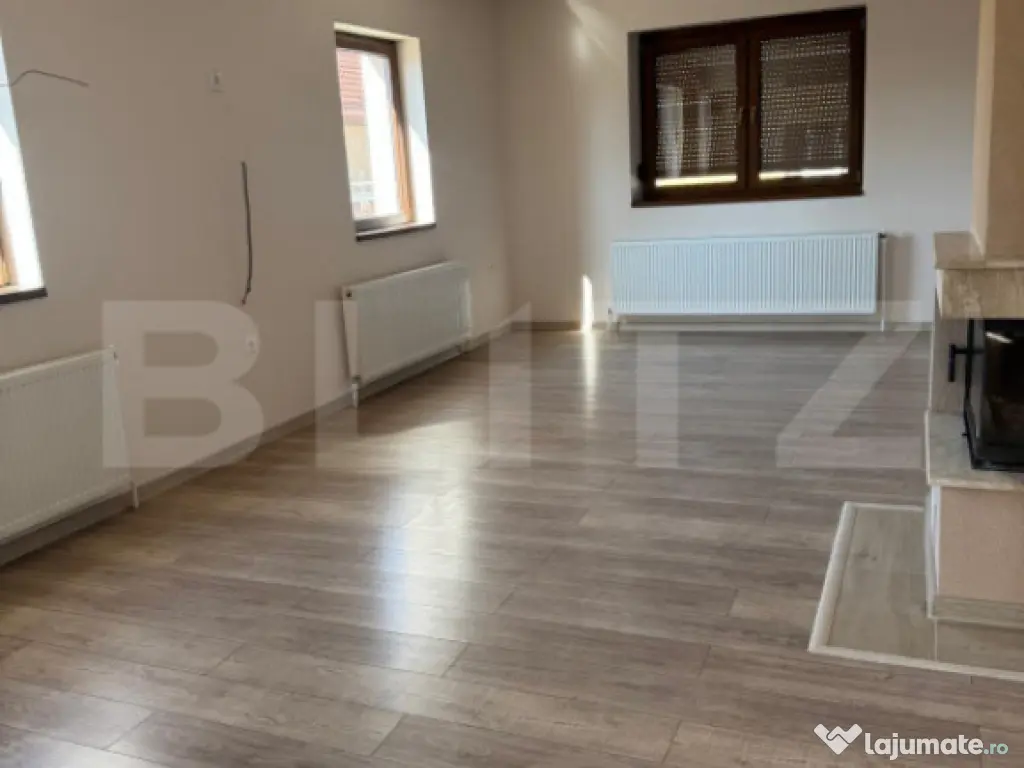 Casă premium P+M, 300 mp utili, teren 3200 mp, complet reno