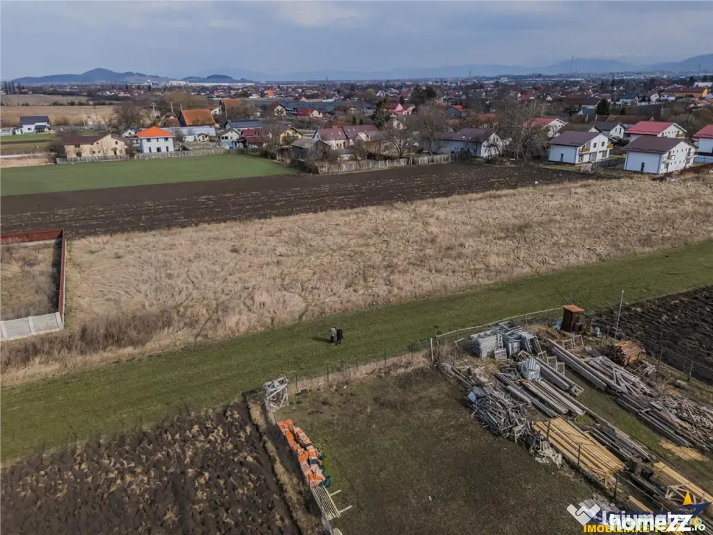 Teren intravilan Stupini, zona de case, utilitati in apropie 