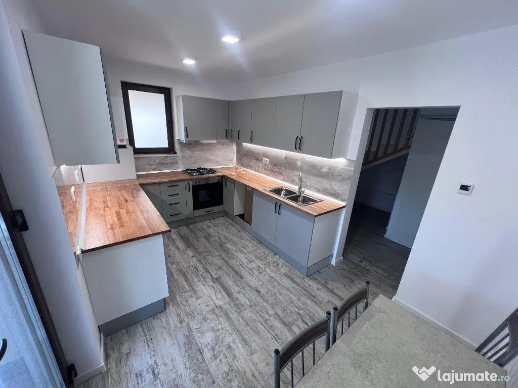 Vila spatioasa cu 4 camere, terasa acoperita, Berceni - Postalionului