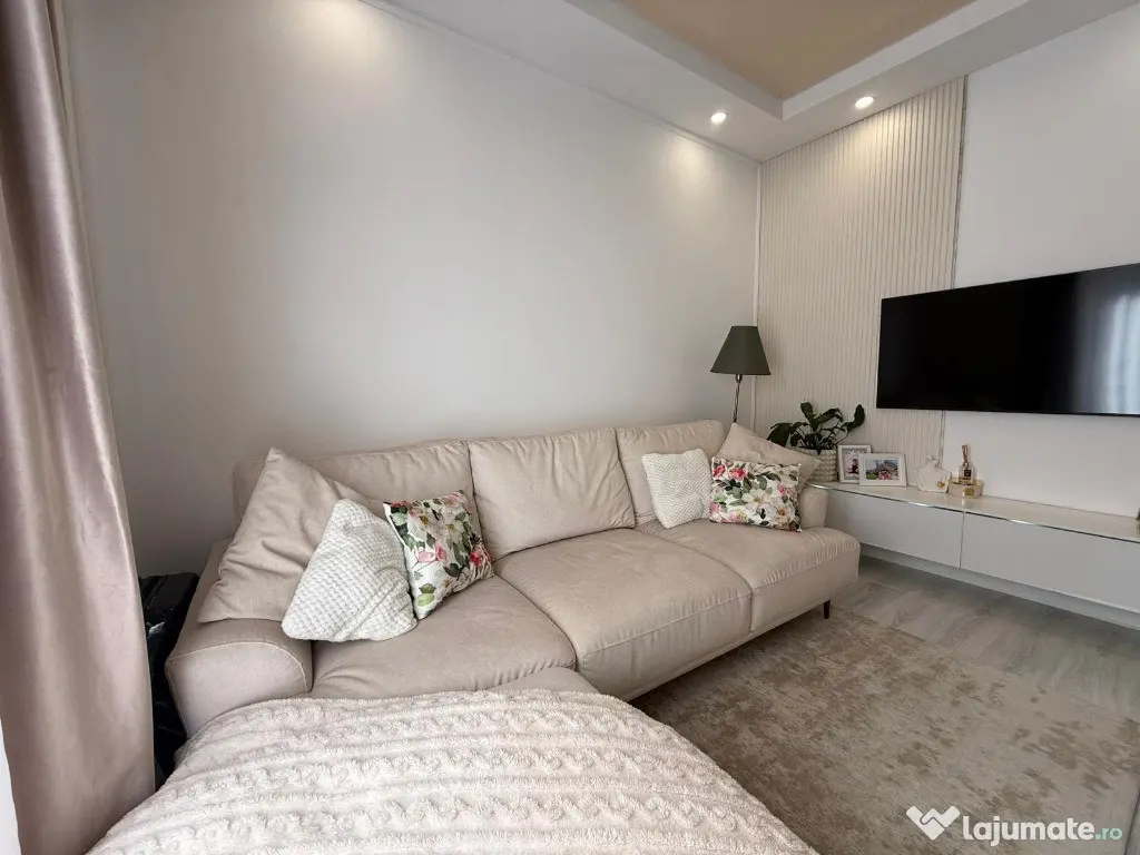 COSMOPOLIS - Apartament 2 camere tip studio, mobilat si utilat 