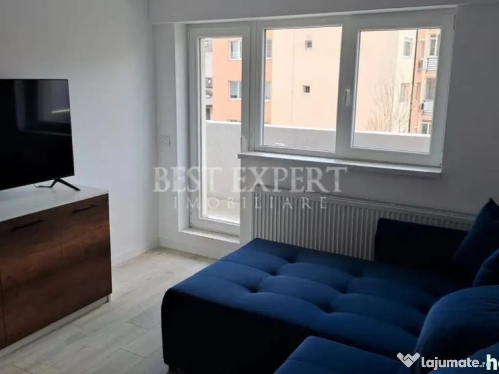 3 Camere 2 Parcari subterane