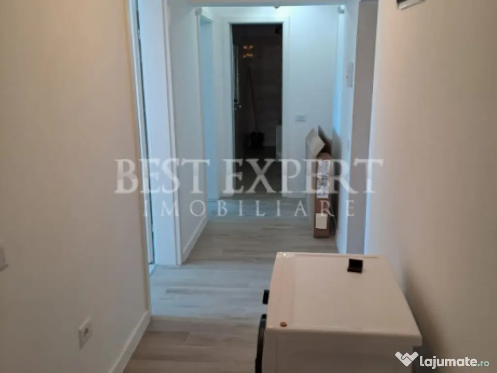 3 Camere 2 Parcari subterane de inchiriat 