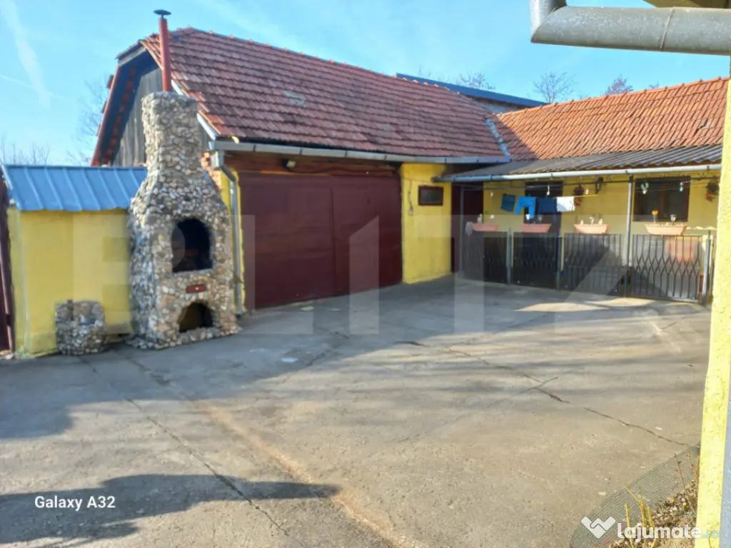 Casa de vanzare, 4 camere, 200 mp, in Fardea