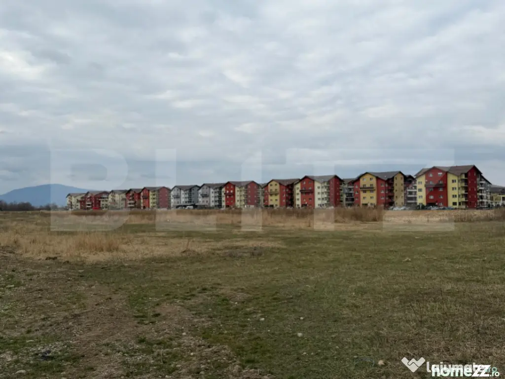 Teren de vânzare 2000 mp – Sânpetru, la 10 minute de Cor 