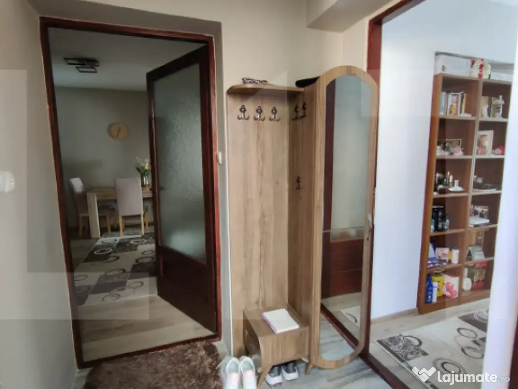 Oportunitate! Casă individuală renovată, curte și garaj, 