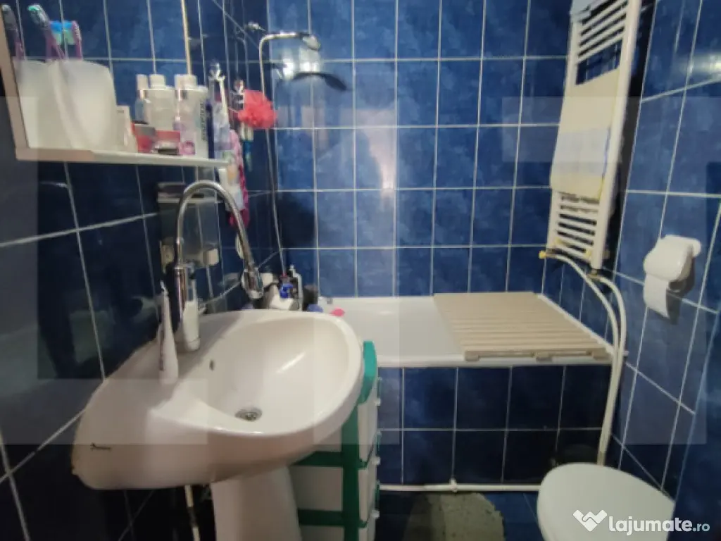 Oportunitate! Casă individuală renovată, curte și garaj, 