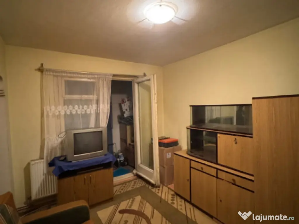 Apartament 2 camere, 41 mp, zona Decebal 