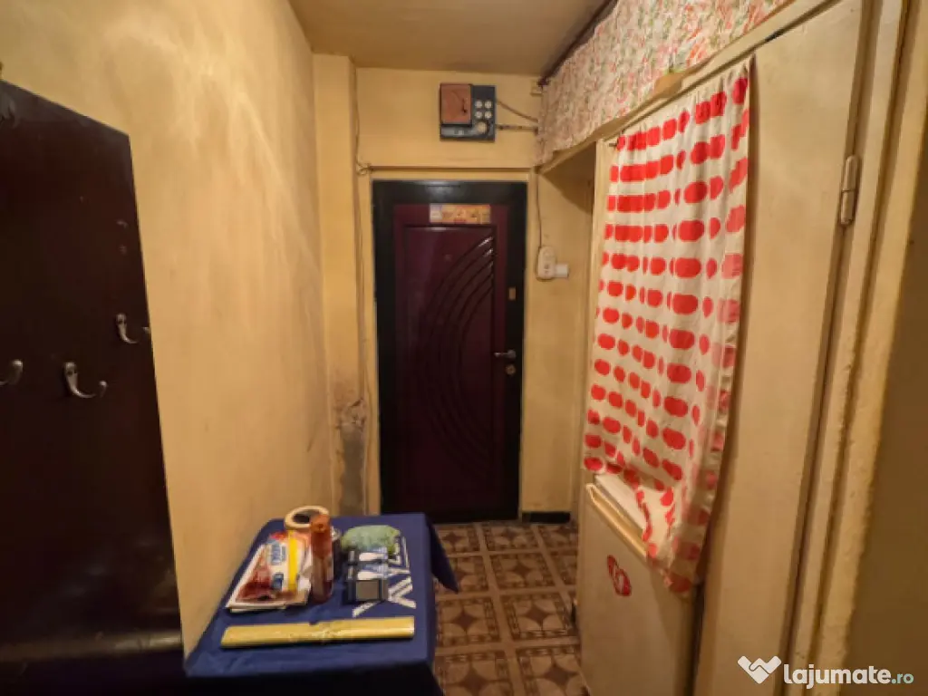 Apartament 2 camere, 41 mp, zona Decebal 