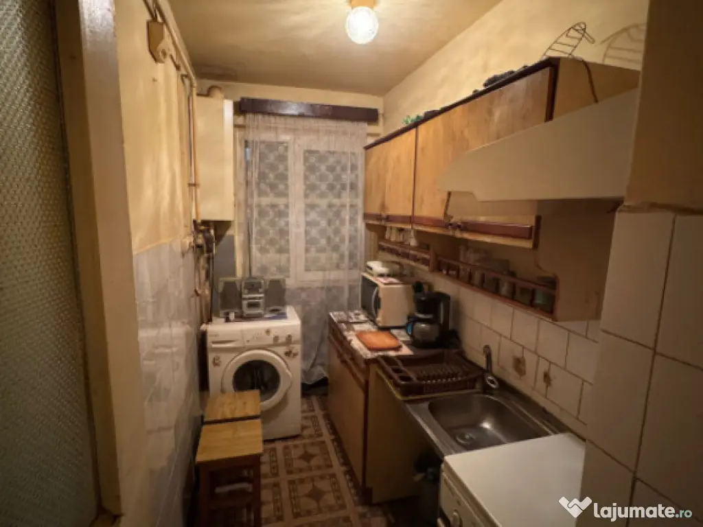 Apartament 2 camere, 41 mp, zona Decebal 