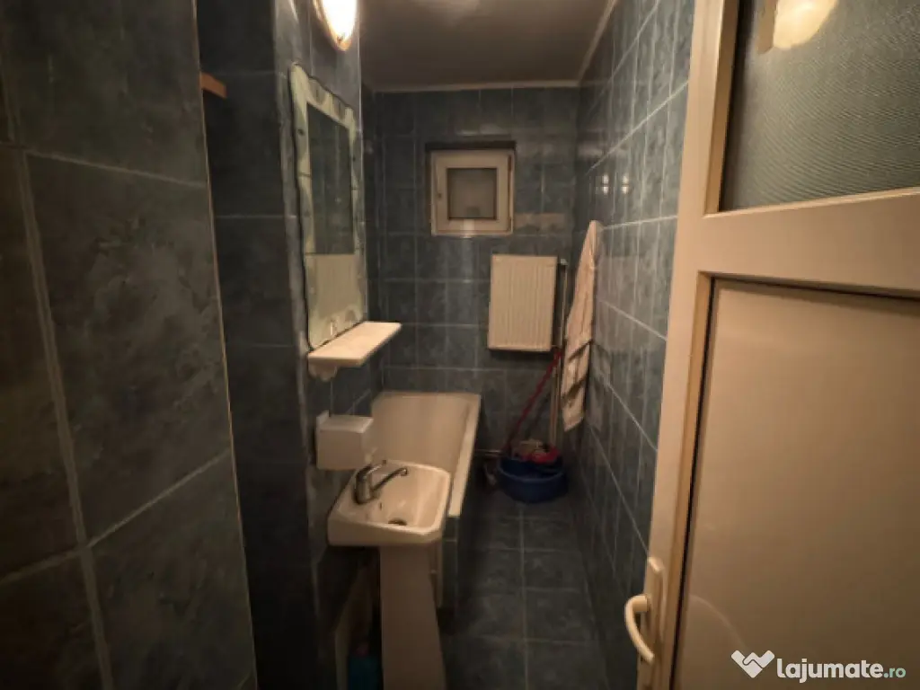 Apartament 2 camere, 41 mp, zona Decebal 