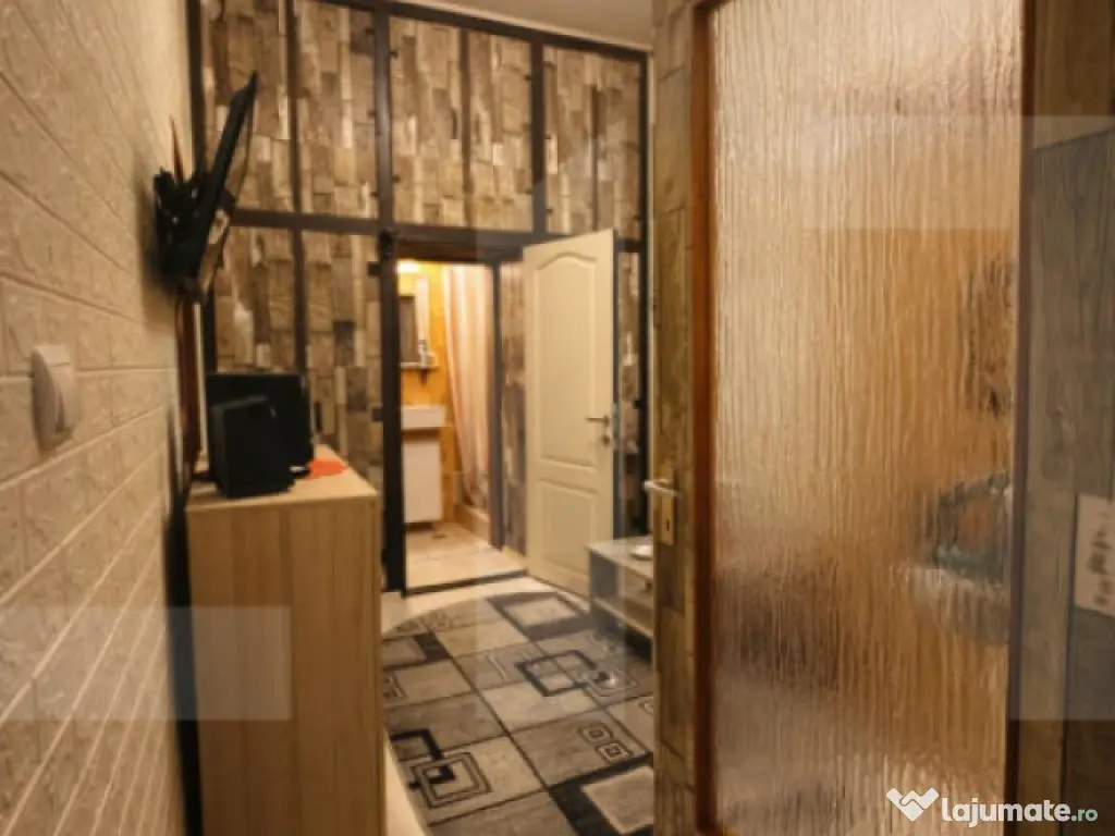 Apartament 2 camere, 45 mp, zona Central 