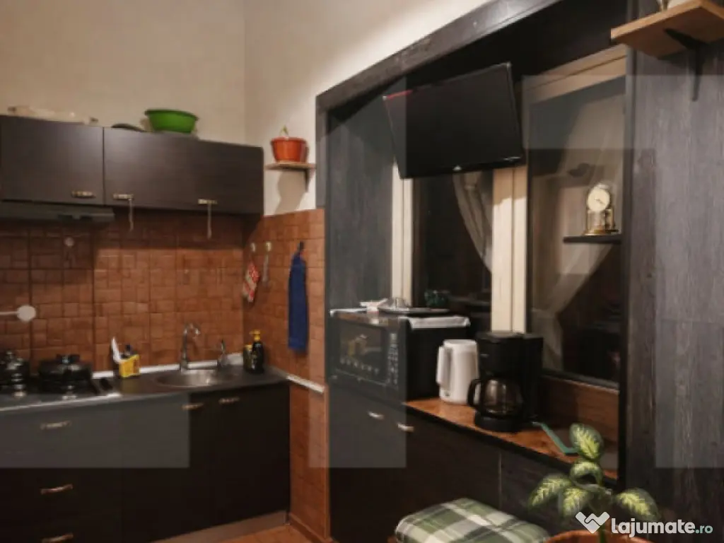 Apartament 2 camere, 45 mp, zona Central 