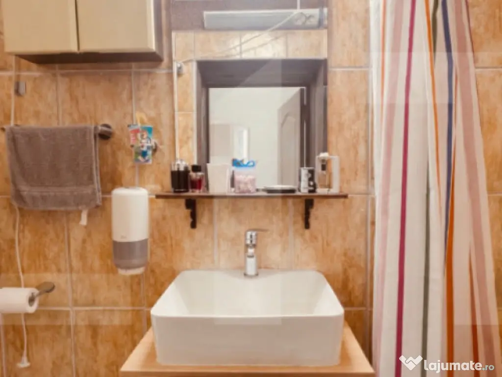 Apartament 2 camere, 45 mp, zona Central 