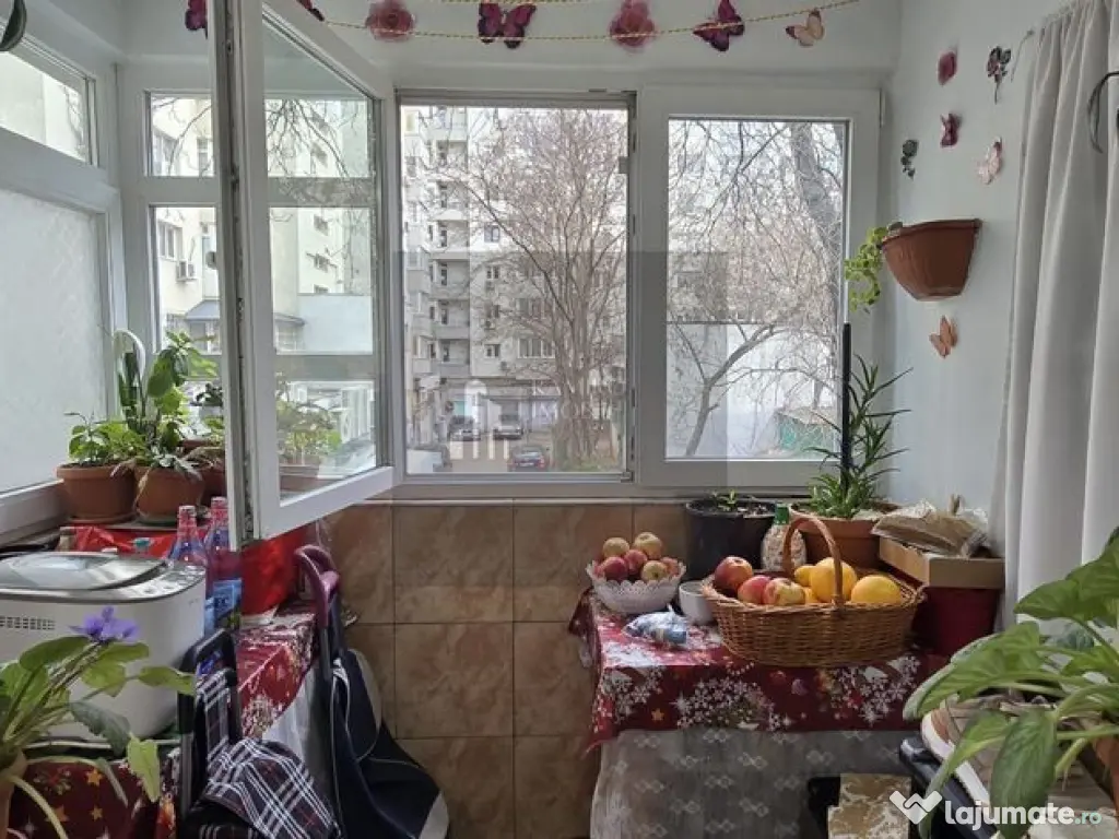 Apartament 2 camere decomandat etaj 1 Titan 