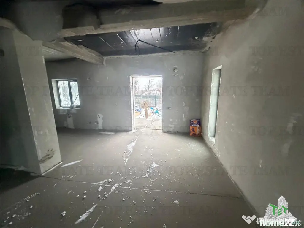 Vila 5 camere de in Frumusani, ideala investitie 