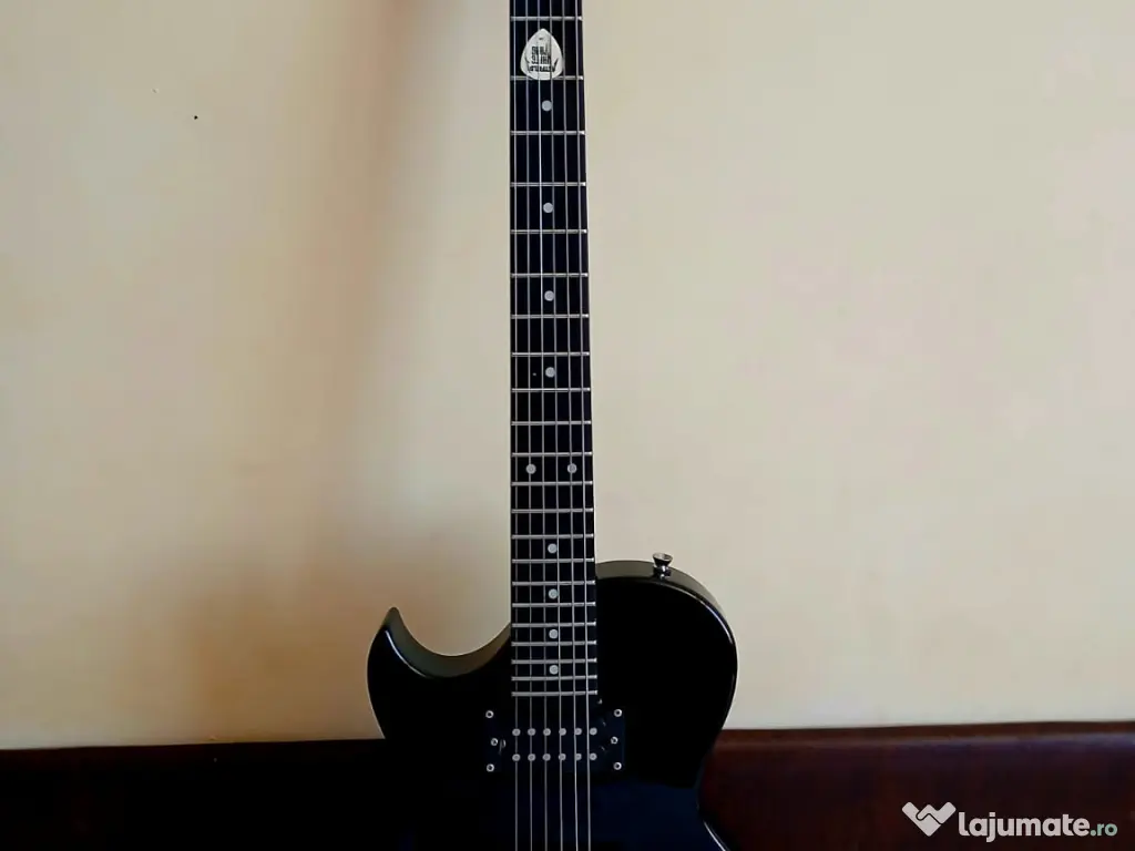 Chitara Harley Benton SC-200LH BK + Amplificator + Husa + Corzi + Cabluri 