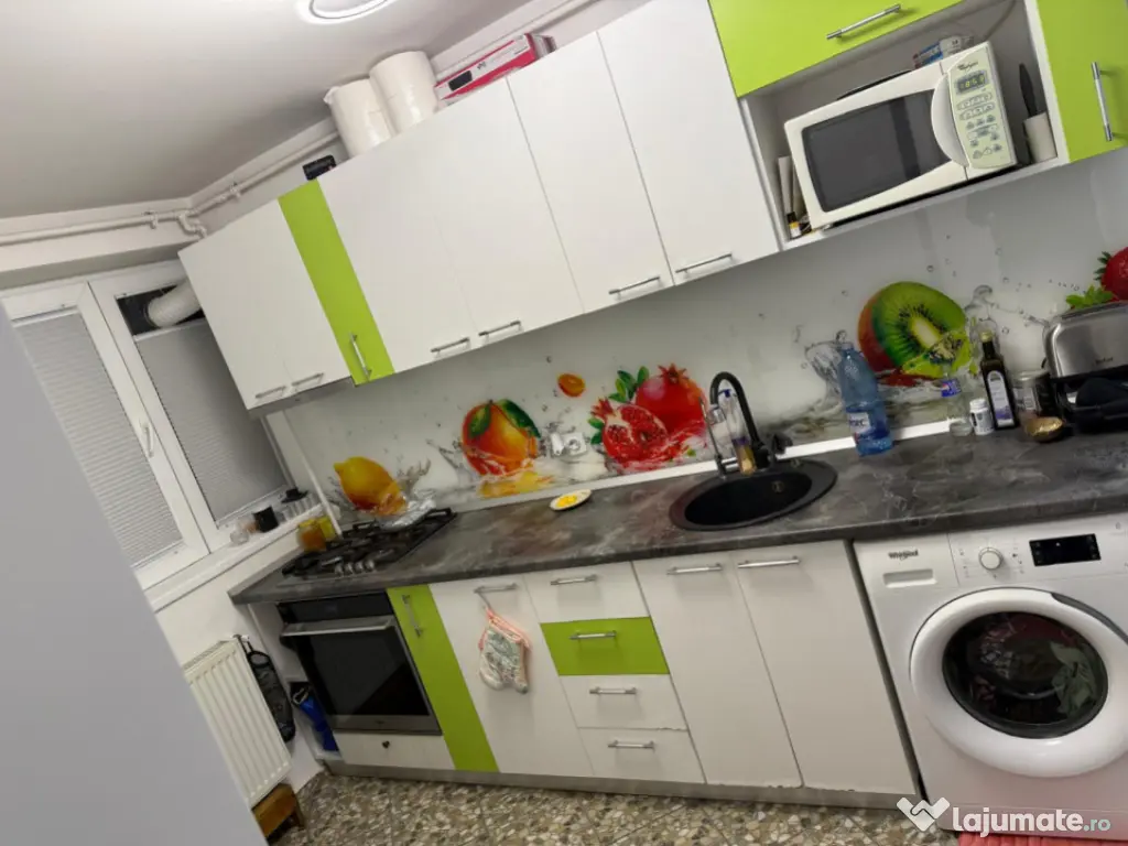 Apartament 2 camere mobilat/utilat, renovat recent, centrala 