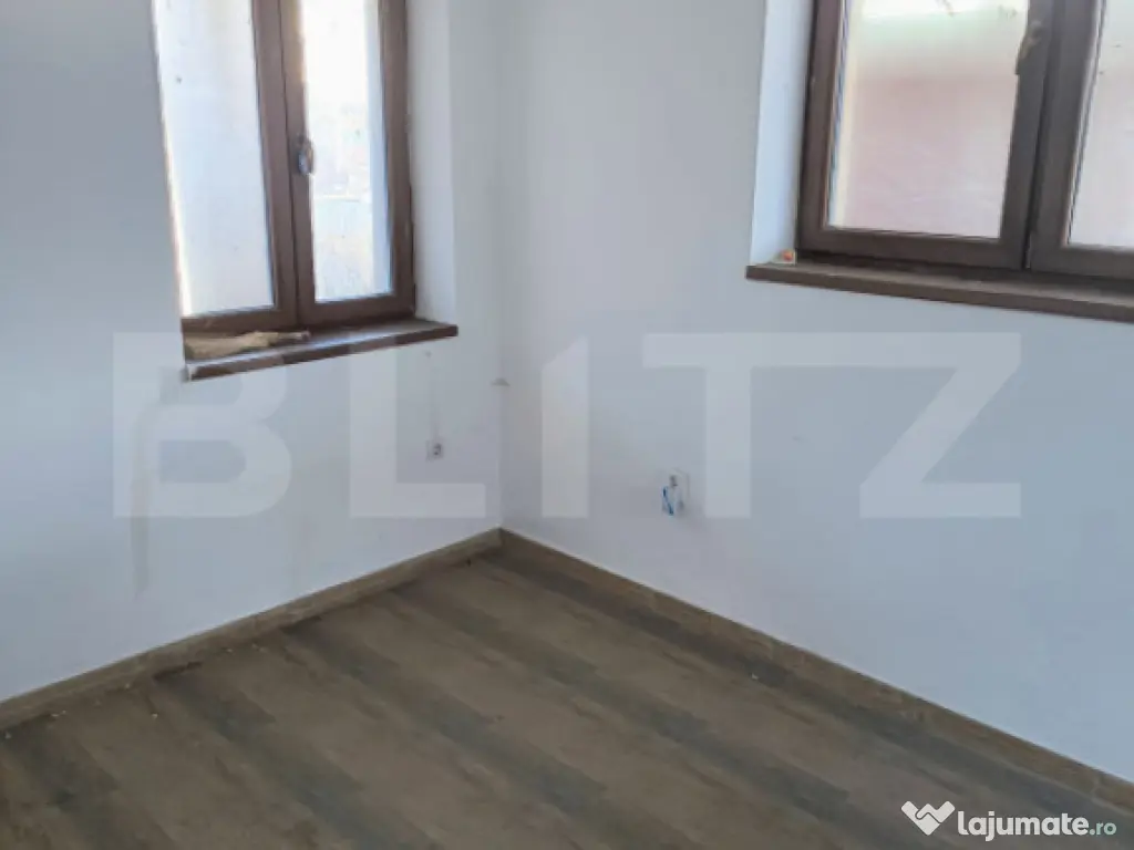 Casa spatioasa de vinzare,ideala atat pentru locuit ,inves 