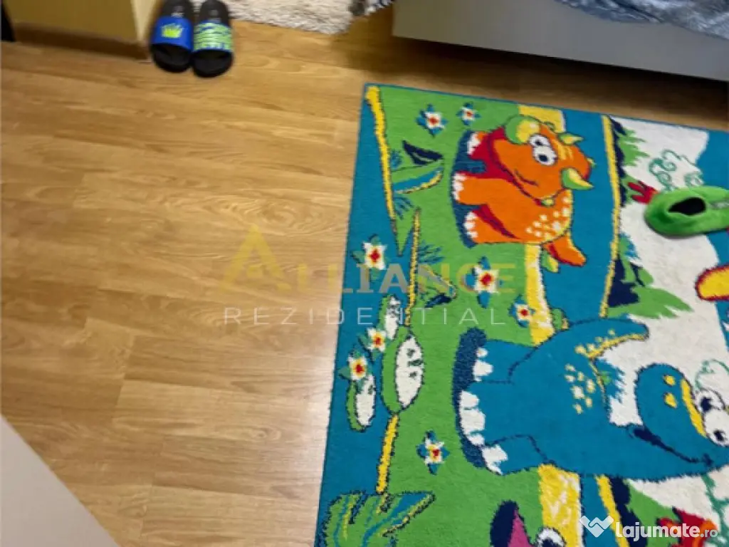 Casa tip duplex - 4 camere - 2 bai - 200mp teren 