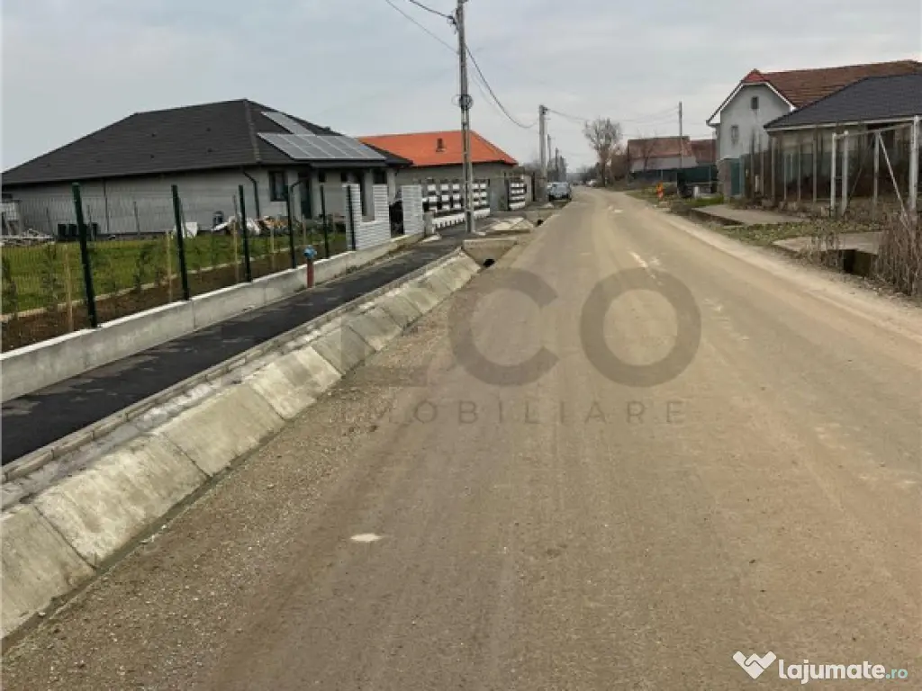 RECO Teren intravilan mixt -loc de casa sau servicii 500 mp 