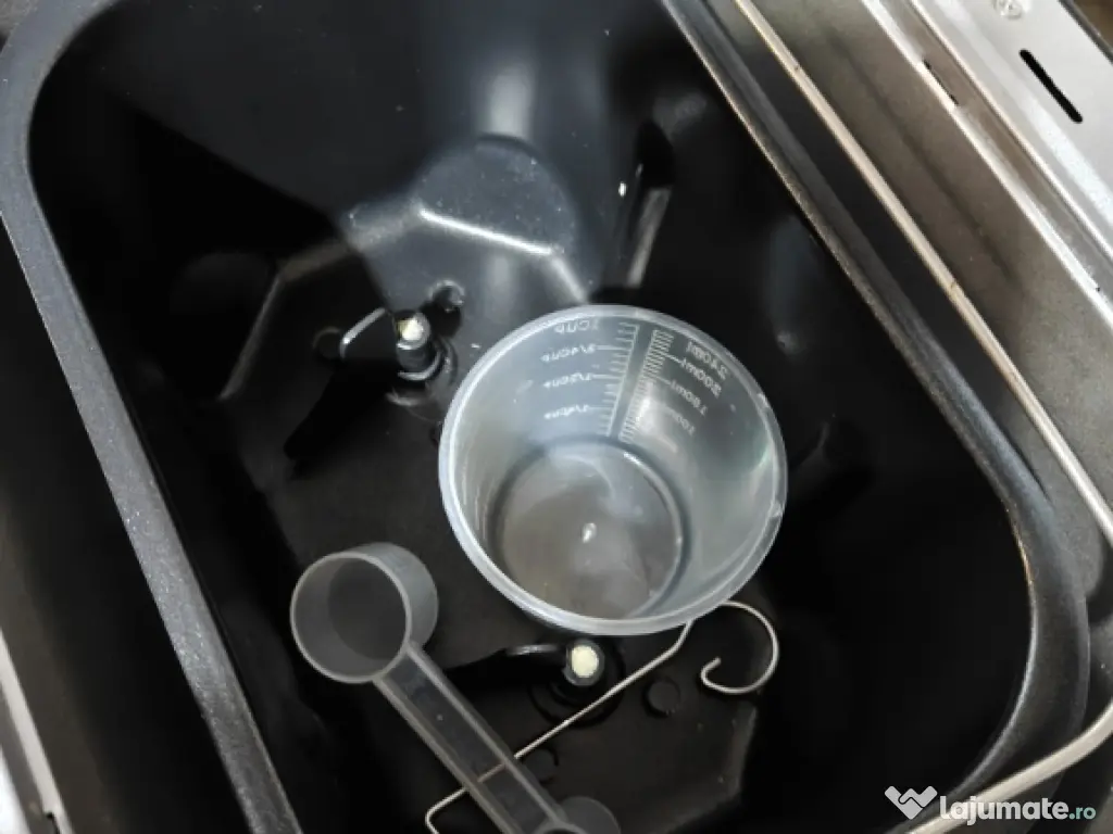 Aparat de făcut pâine 