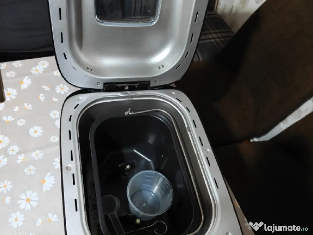 Aparat de făcut pâine 