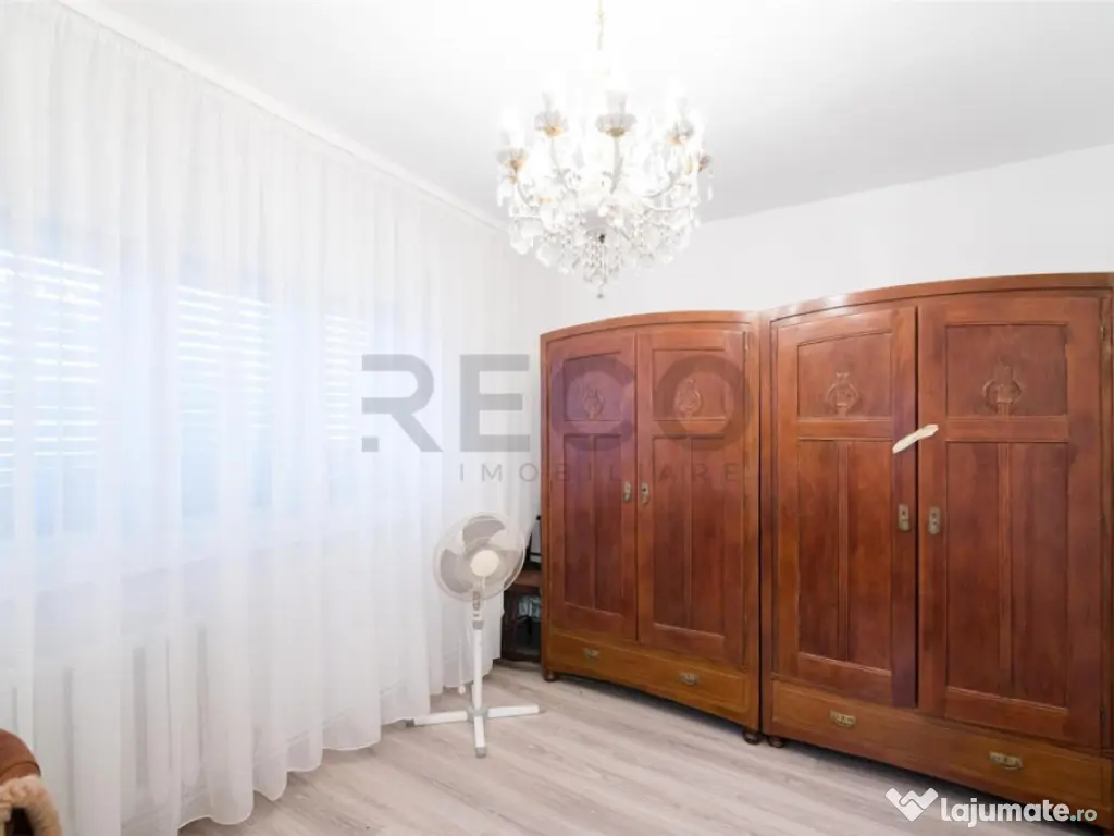 RECO Casa cu 4 camere la 5 minute de centru (Olosig) -Orade 