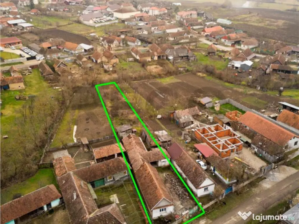 RECO Casa cu 4 camere in Burzuc 