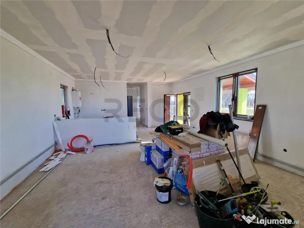 Casa noua, constructie 2025 in Bors. 