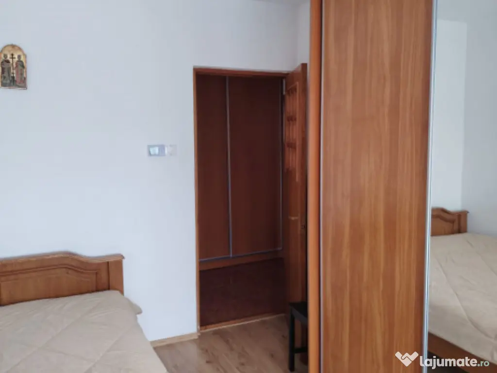 Apartament 2 camere, situat in zona Victoria - Emag 