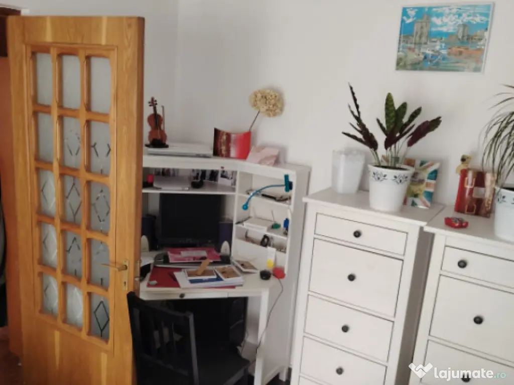 Apartament 2 camere, situat in zona Victoria - Emag 