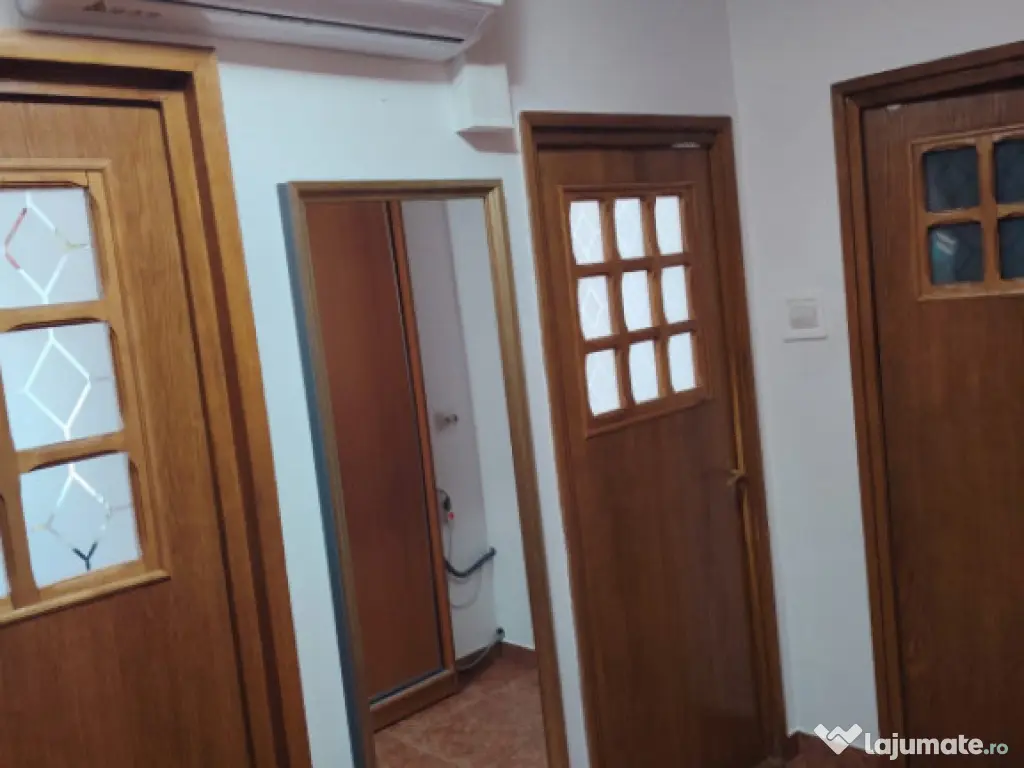 Apartament 2 camere, situat in zona Victoria - Emag 