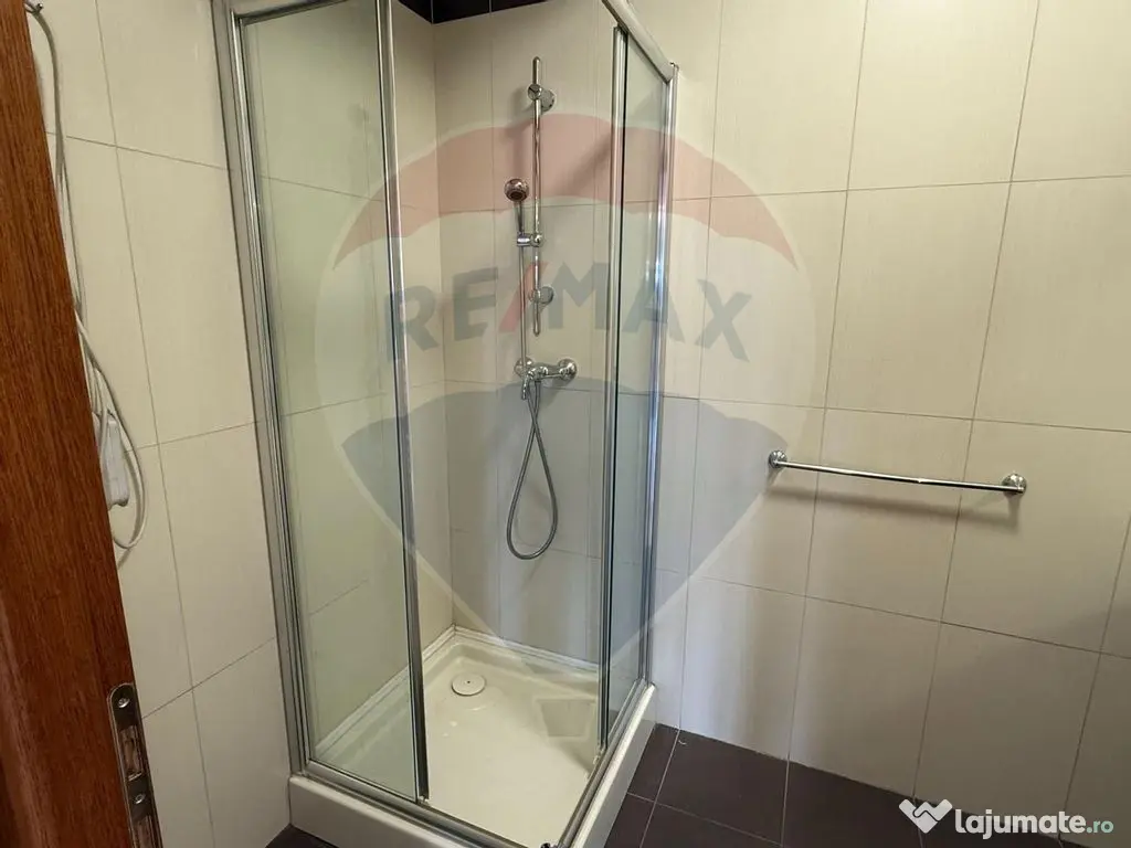 INCHIRIERE Apartament cu 3 camere in zona Baneasa 