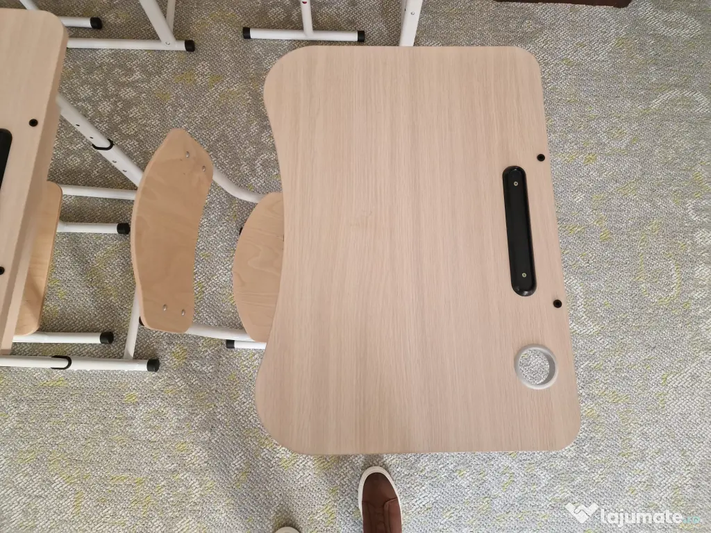 Set Mobilier școlar format din pupitru și scaun 