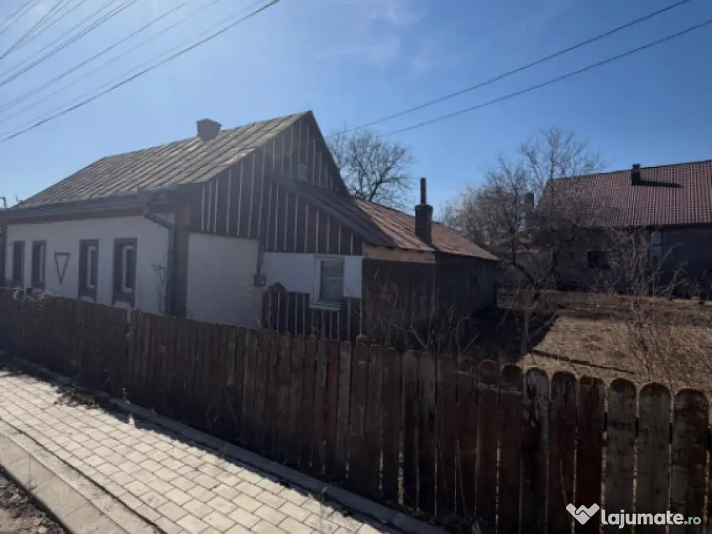Casa batraneasca , renovabila, , teren 777mp , Radauti 