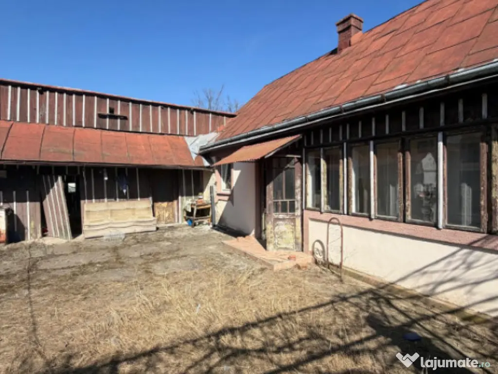 Casa batraneasca , renovabila, , teren 777mp , Radauti 