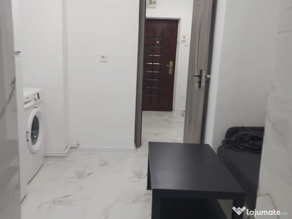 Garsonieră de închiriat 