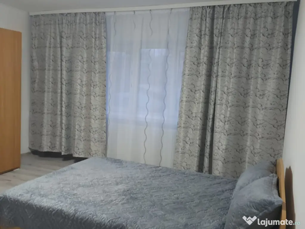 Garsonieră de închiriat 