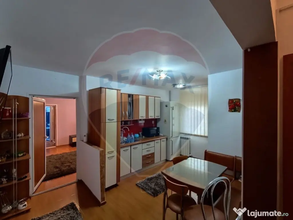 DE VANZARE Apartament cu 2 camere în zona Chihala
