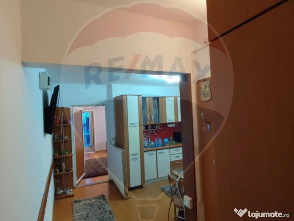 DE VANZARE Apartament cu 2 camere în zona Chihala 