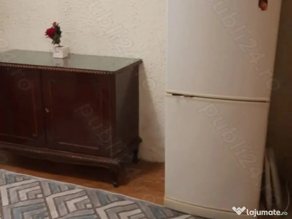 Vitan mall etaj 8 decomandat