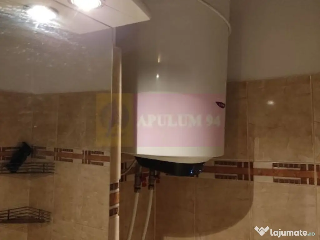 Garsoniera Vitan- zona Auchan. 