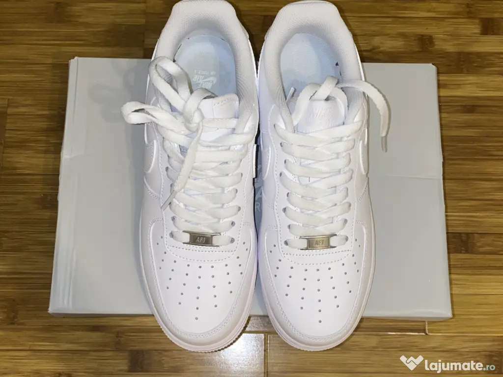 air force triple white
