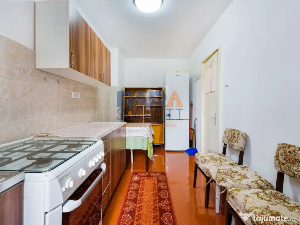 Apartament 3 camere, etaj 1 – zona ultracentrala (Stare... 