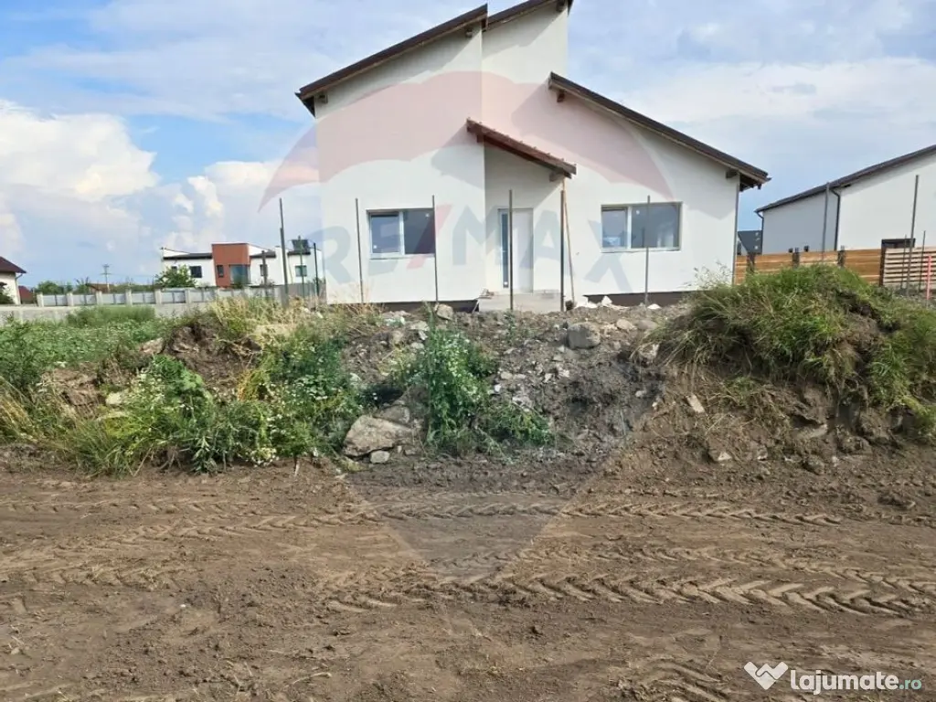 Teren Sanpetru, str Armoniei, 539mp, cu proiect casa + av... 